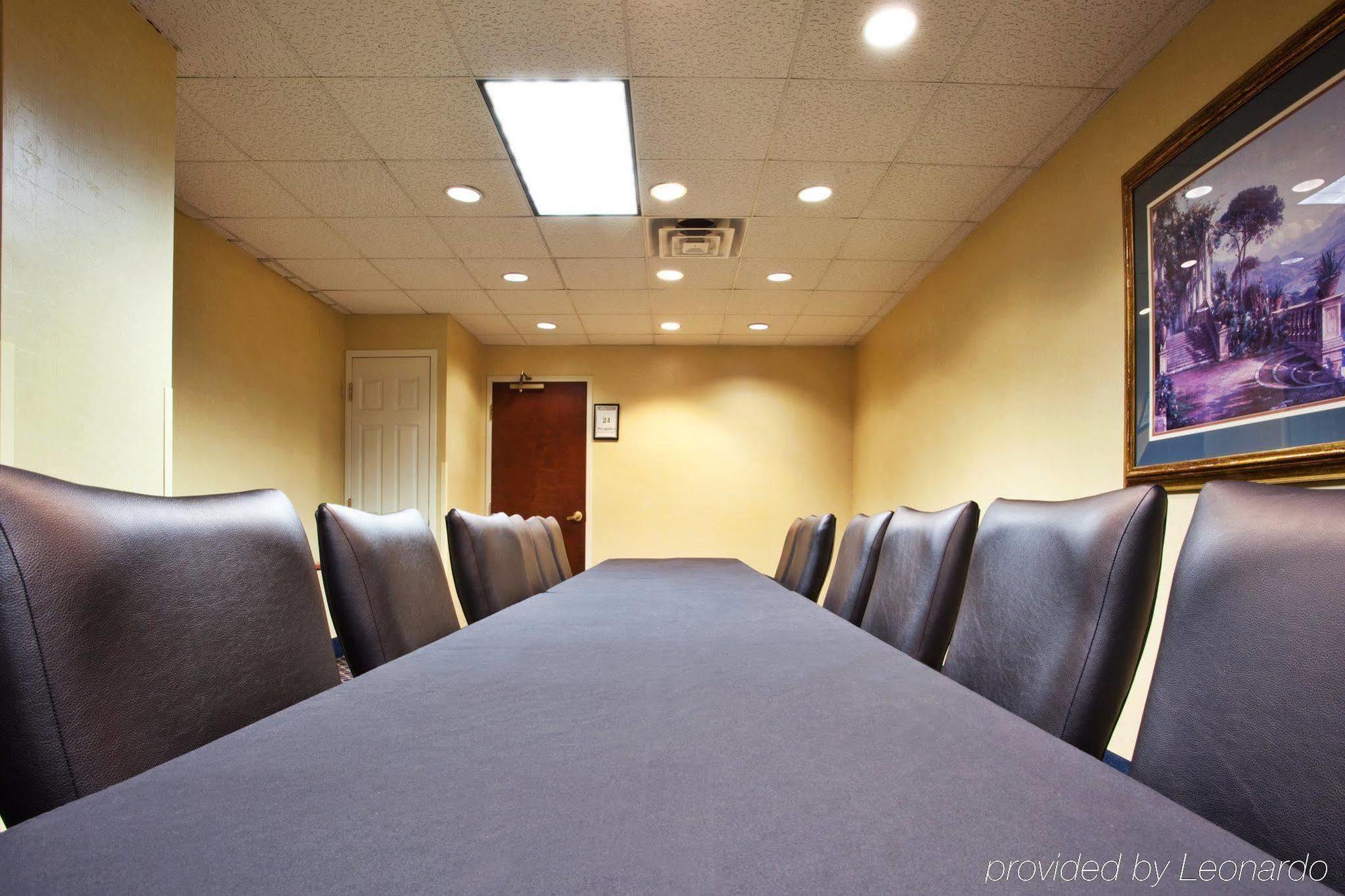 Holiday Inn Hotel And Suites Peachtree City By Ihg Экстерьер фото